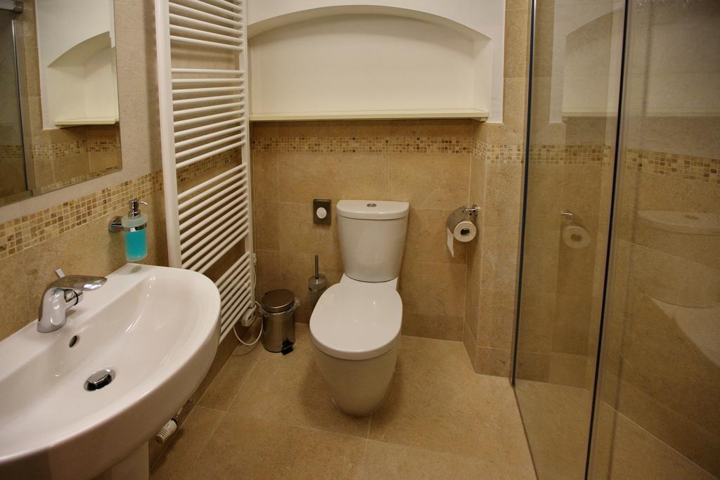 Vila Magnolia Banska Stiavnica Phòng bức ảnh